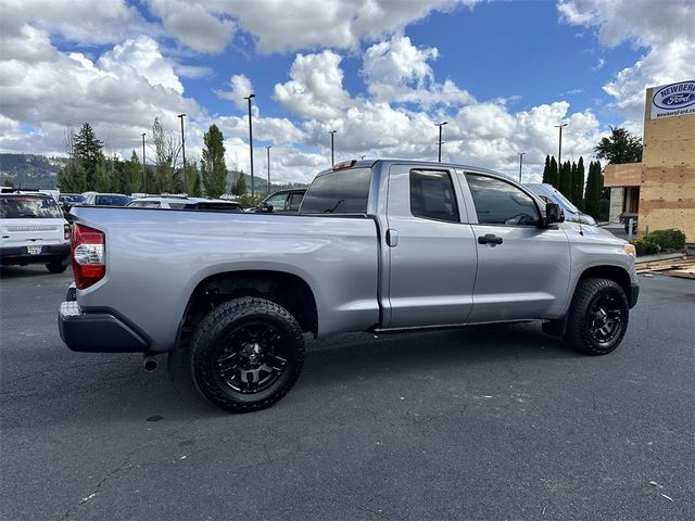 2015 Toyota Tundra SR5