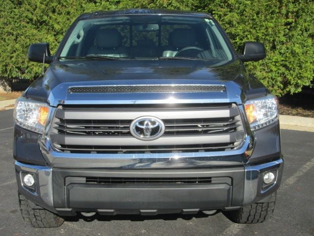 2015 Toyota Tundra SR5