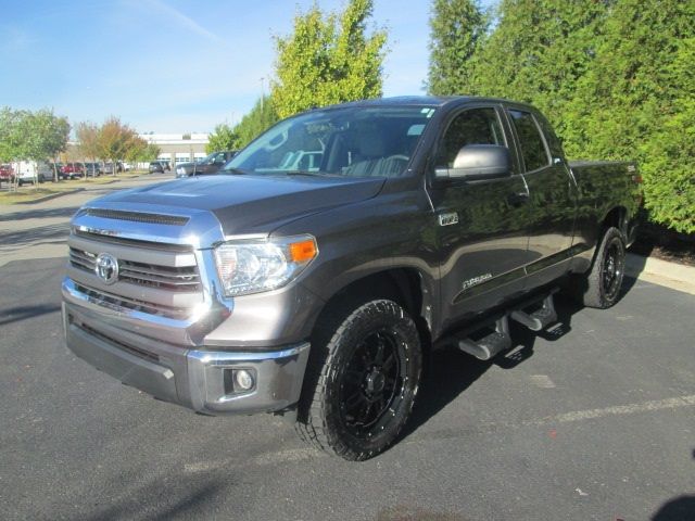 2015 Toyota Tundra SR5