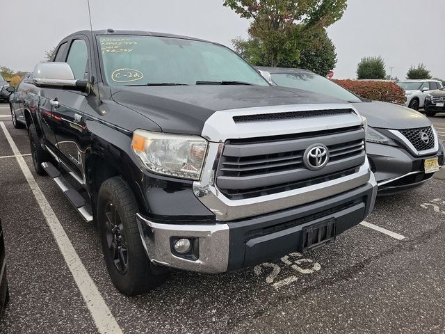 2015 Toyota Tundra SR5