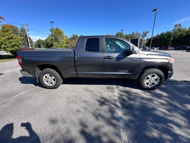 2015 Toyota Tundra SR5