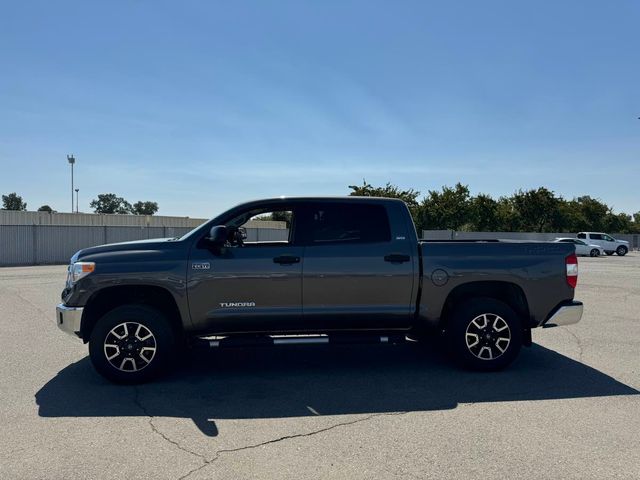 2015 Toyota Tundra SR5