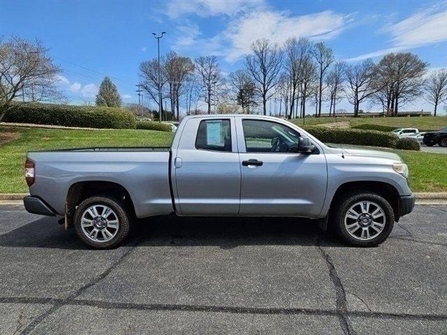 2015 Toyota Tundra SR