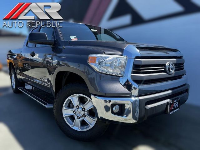 2015 Toyota Tundra SR5