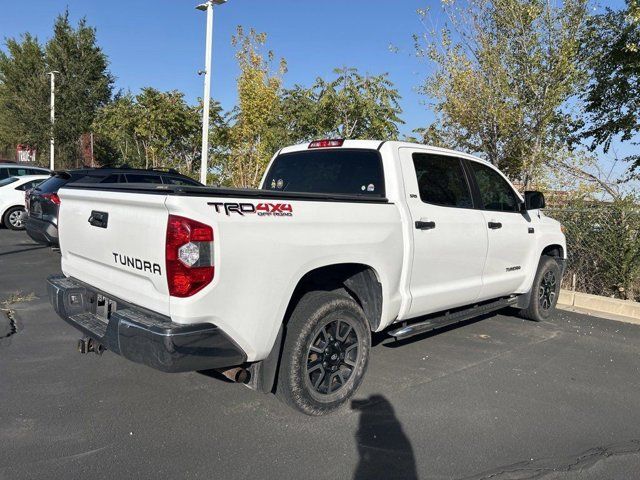 2015 Toyota Tundra SR5