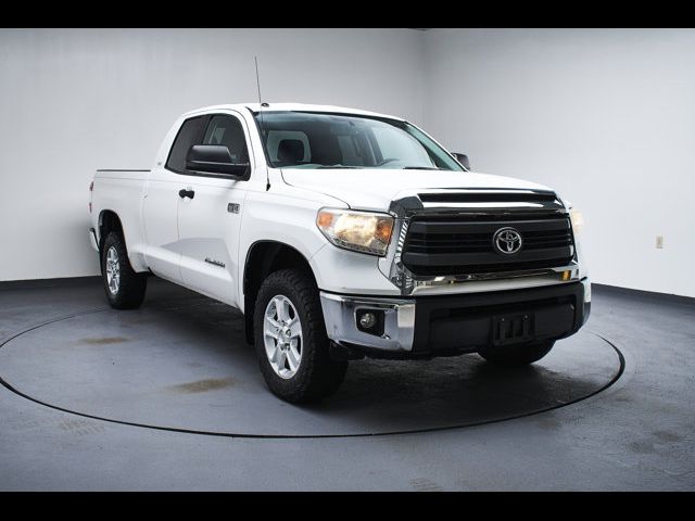 2015 Toyota Tundra SR5