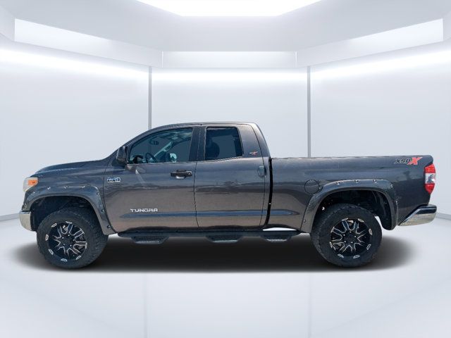 2015 Toyota Tundra SR5