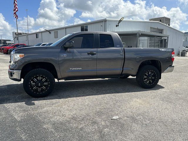 2015 Toyota Tundra SR5