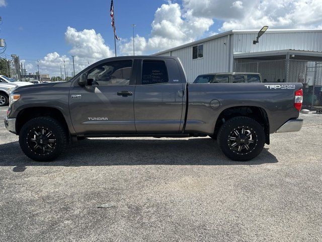 2015 Toyota Tundra SR5