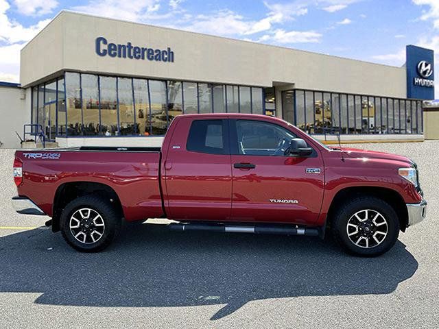 2015 Toyota Tundra SR5