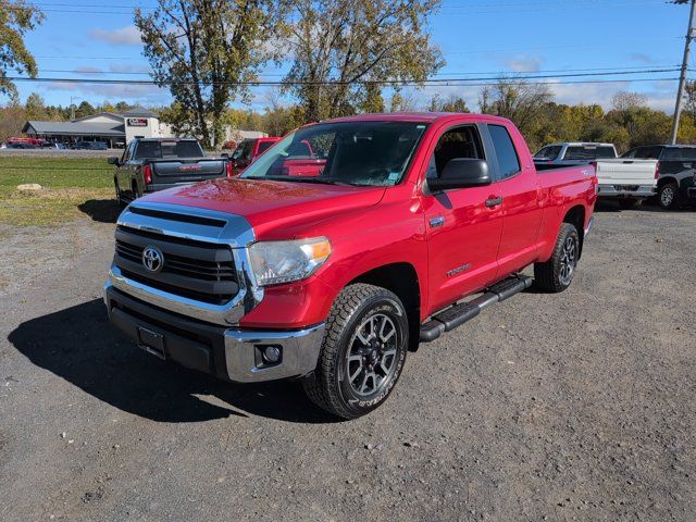 2015 Toyota Tundra SR5