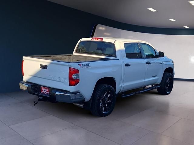 2015 Toyota Tundra SR5