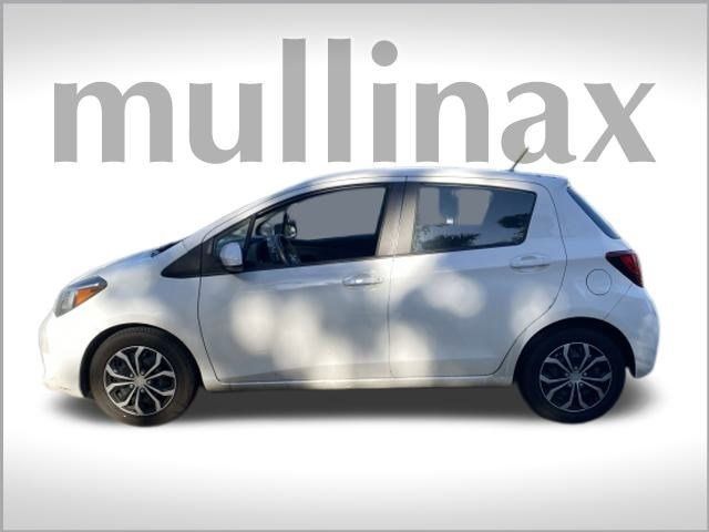 2015 Toyota Yaris L