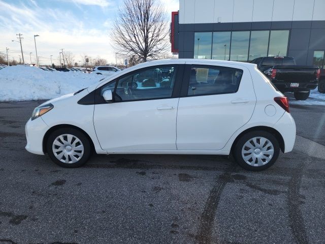 2015 Toyota Yaris L