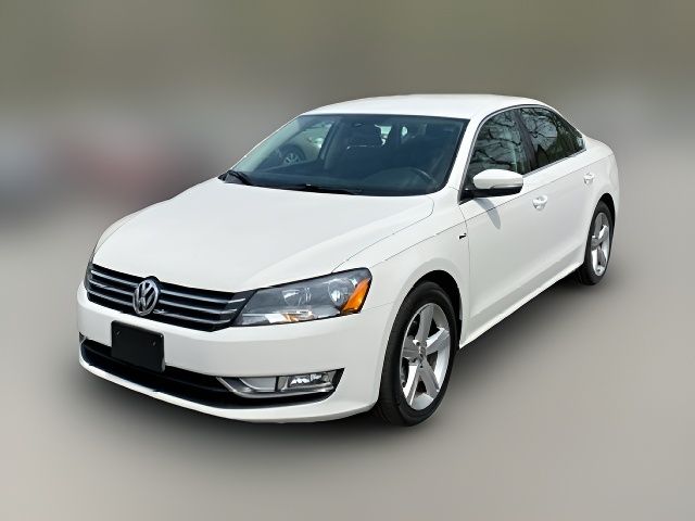 2015 Volkswagen Passat 1.8T Limited