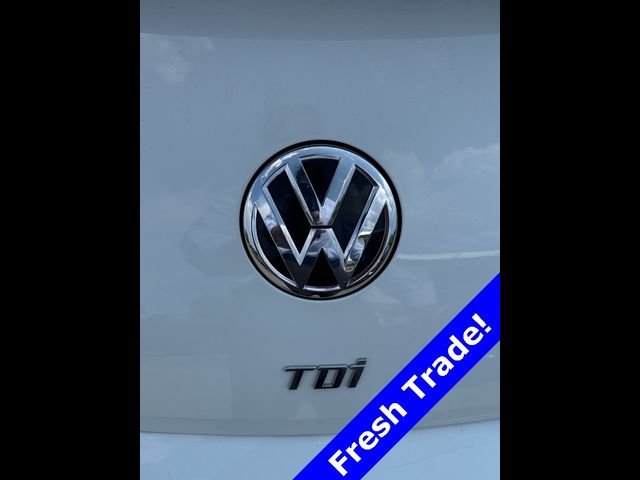 2015 Volkswagen Beetle 2.0L TDI Navigation