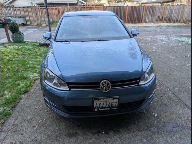 2015 Volkswagen Golf TDI S