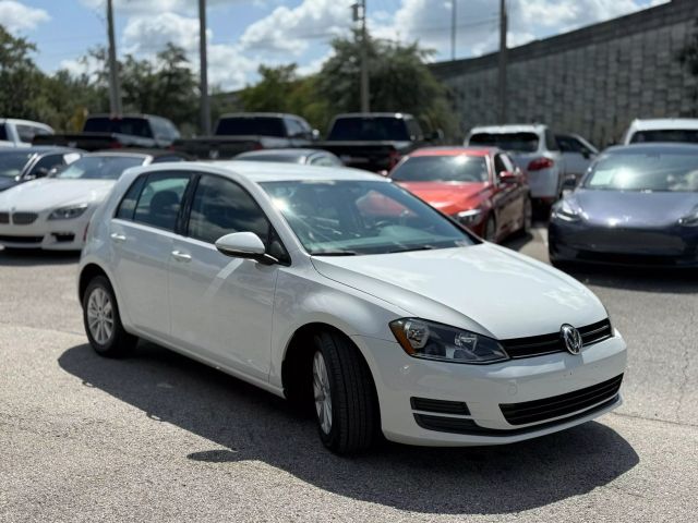 2015 Volkswagen Golf TSI S