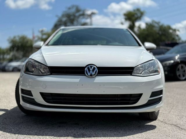 2015 Volkswagen Golf TSI S