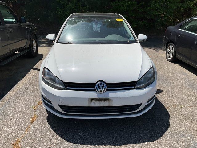 2015 Volkswagen Golf TDI SE