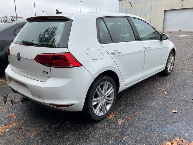 2015 Volkswagen Golf TDI SE