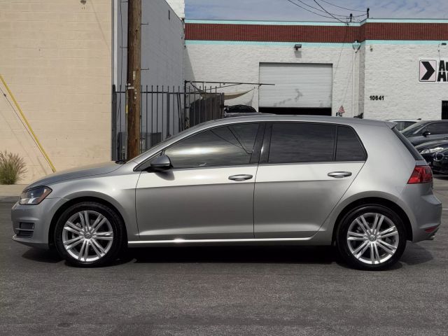 2015 Volkswagen Golf TDI SE