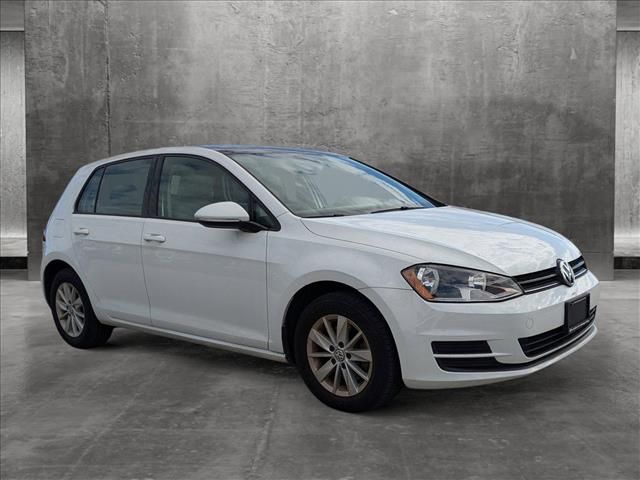 2015 Volkswagen Golf TSI S