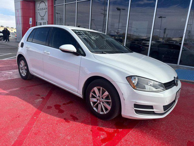 2015 Volkswagen Golf TSI S