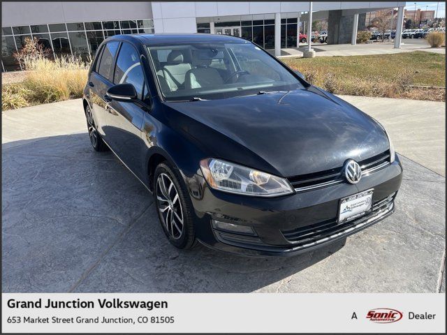 2015 Volkswagen Golf TSI SE