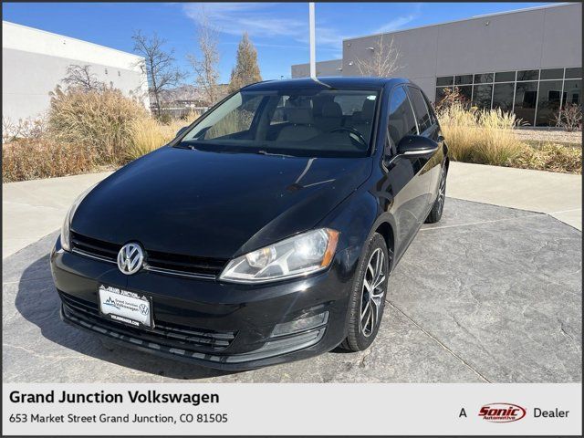 2015 Volkswagen Golf TSI SE