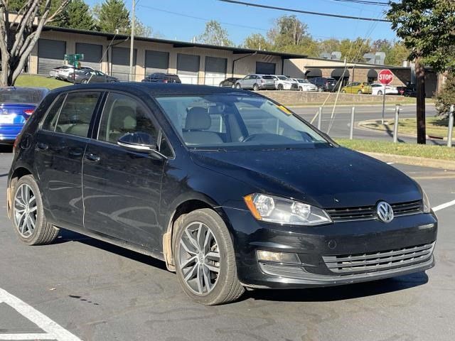 2015 Volkswagen Golf TSI SE