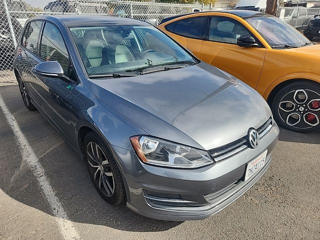 2015 Volkswagen Golf TSI SE