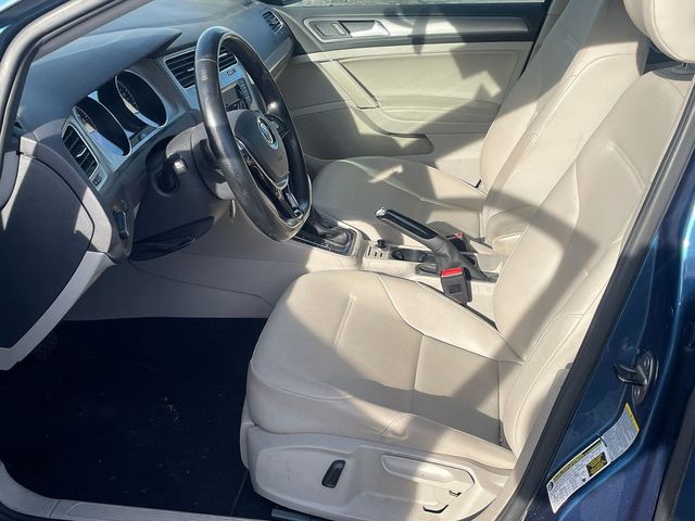 2015 Volkswagen Golf TSI SE