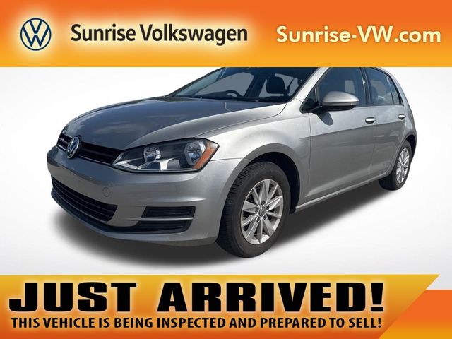 2015 Volkswagen Golf TSI S