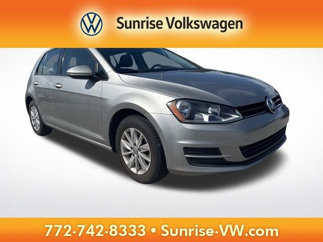 2015 Volkswagen Golf TSI S