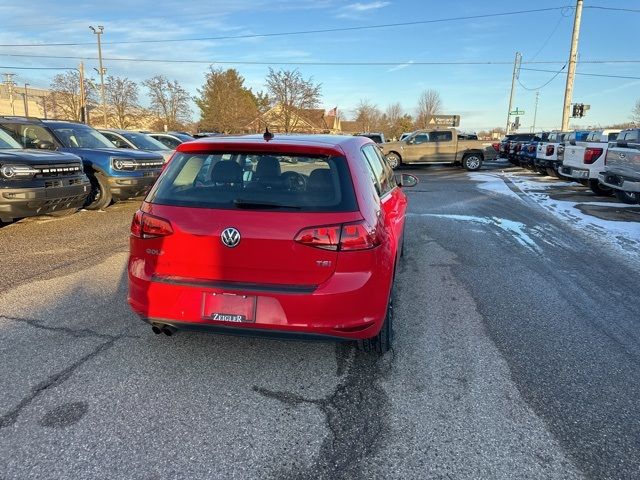 2015 Volkswagen Golf TSI SE