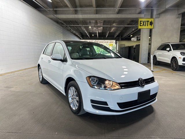 2015 Volkswagen Golf TSI S