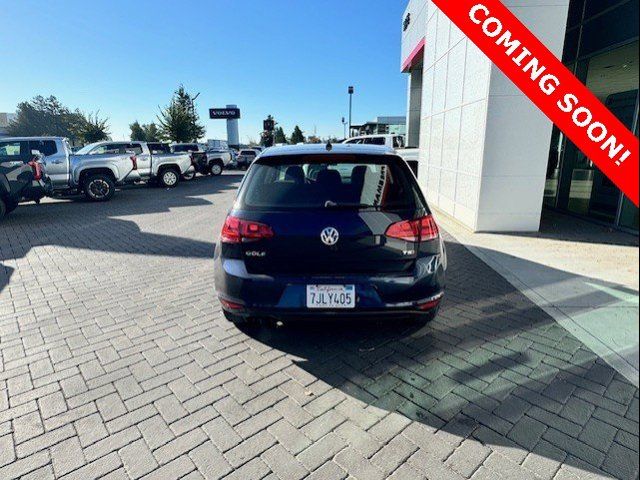 2015 Volkswagen Golf TSI S