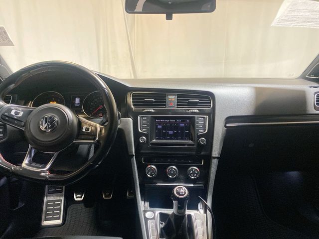 2015 Volkswagen Golf GTI SE