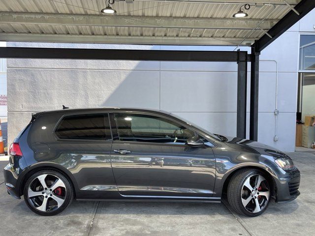 2015 Volkswagen Golf GTI SE