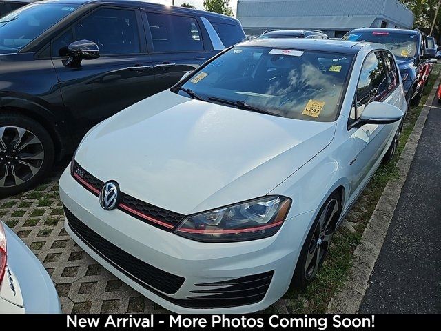 2015 Volkswagen Golf GTI SE