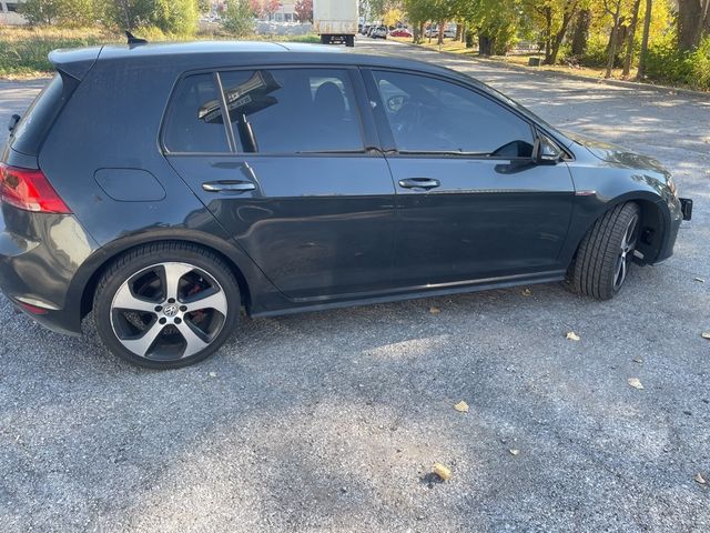 2015 Volkswagen Golf GTI SE