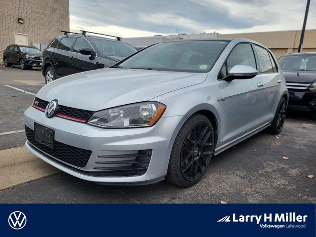 2015 Volkswagen Golf GTI SE