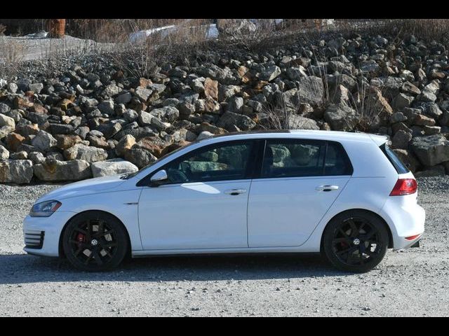 2015 Volkswagen Golf GTI SE