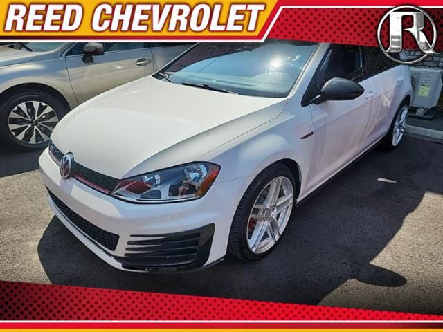 2015 Volkswagen Golf GTI SE