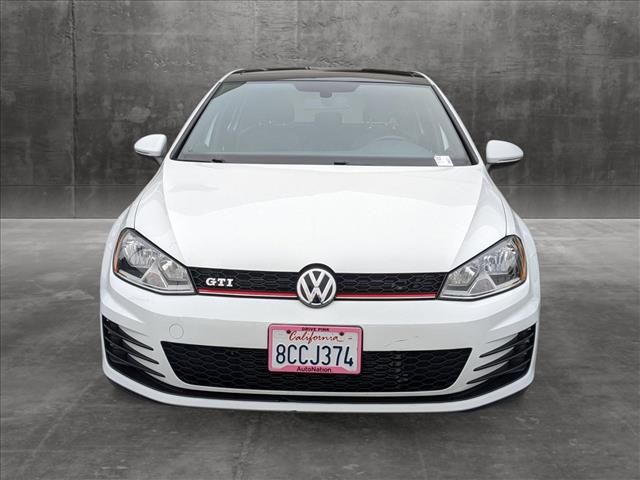 2015 Volkswagen Golf GTI SE