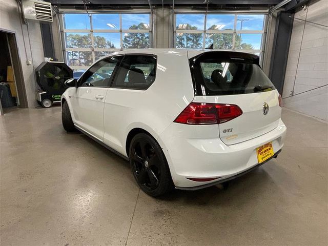 2015 Volkswagen Golf GTI SE