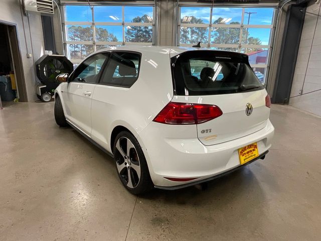 2015 Volkswagen Golf GTI SE