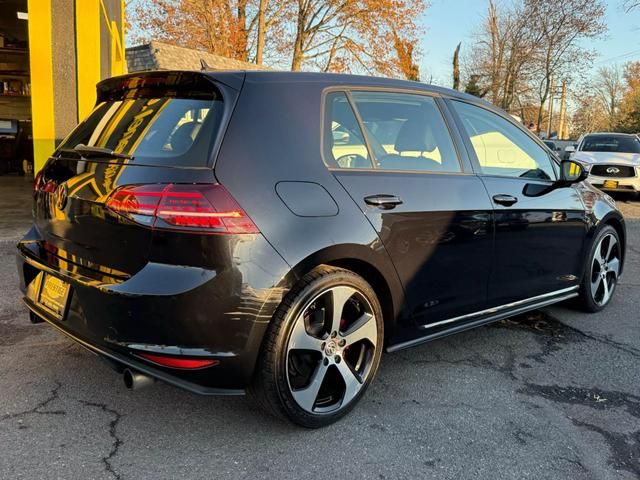 2015 Volkswagen Golf GTI SE