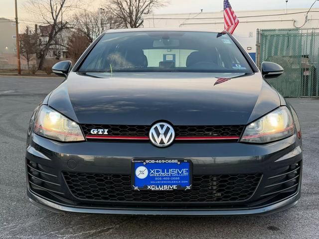 2015 Volkswagen Golf GTI SE